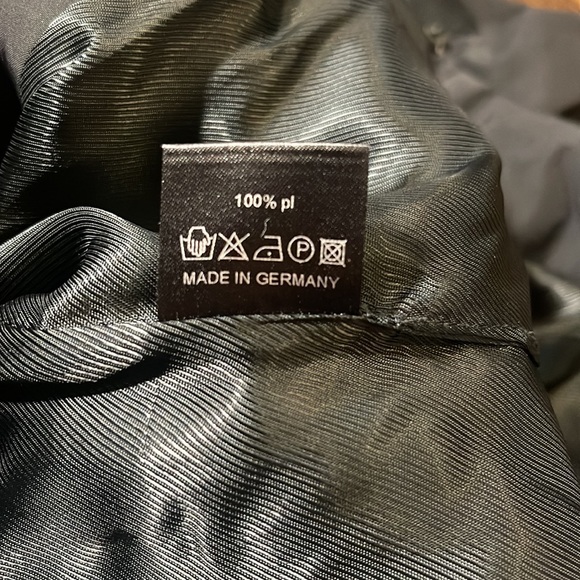 Peter O. Mahler Lightweight Vest In Black Size 4 Great Condition - Picture 11 of 12